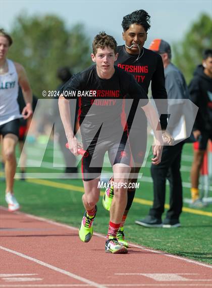 Thumbnail 1 in Fernley Invitational (4X800M Relay) photogallery.