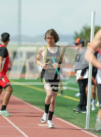 Thumbnail 1 in Fernley Invitational (4X800M Relay) photogallery.