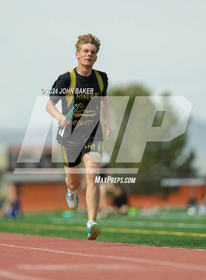 Thumbnail 3 in Fernley Invitational (4X800M Relay) photogallery.