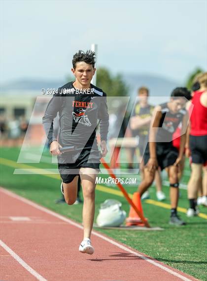Thumbnail 1 in Fernley Invitational (4X800M Relay) photogallery.