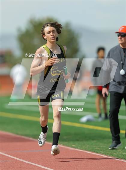 Thumbnail 2 in Fernley Invitational (4X800M Relay) photogallery.
