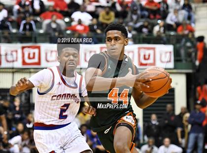 Thumbnail 3 in Morgan Park vs. Curie (CPS Tournament Championship) photogallery.