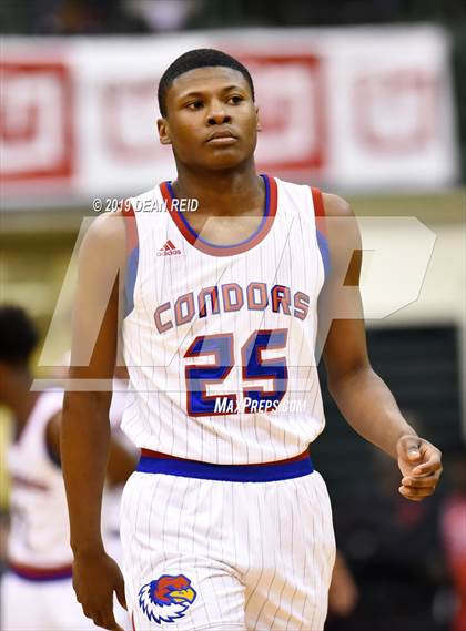 Thumbnail 1 in Morgan Park vs. Curie (CPS Tournament Championship) photogallery.