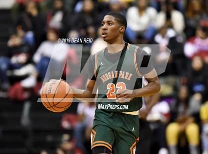 Thumbnail 2 in Morgan Park vs. Curie (CPS Tournament Championship) photogallery.