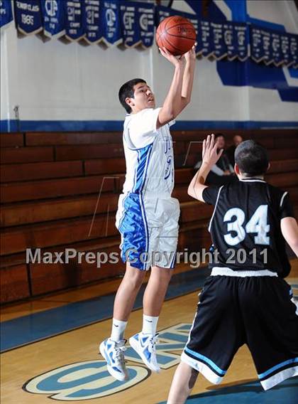 Thumbnail 3 in El Monte @ San Marino photogallery.