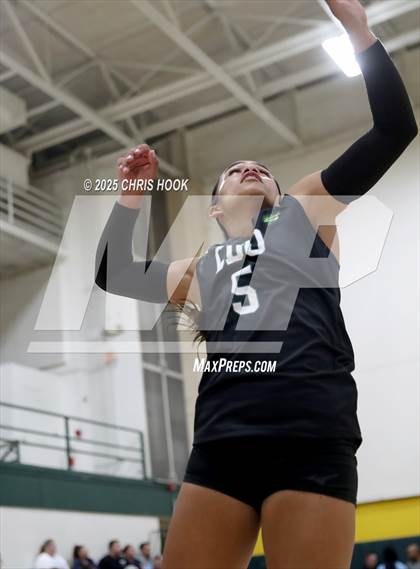 Thumbnail 1 in Mica Mountain @ Canyon del Oro photogallery.