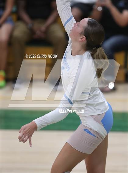 Thumbnail 2 in Mica Mountain @ Canyon del Oro photogallery.