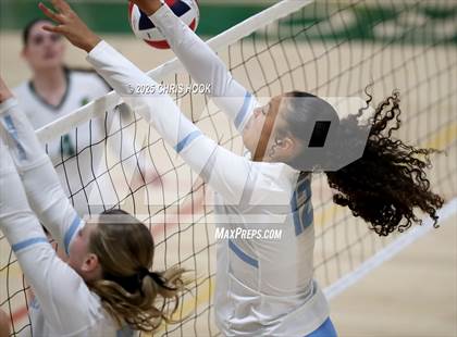 Thumbnail 3 in Mica Mountain @ Canyon del Oro photogallery.