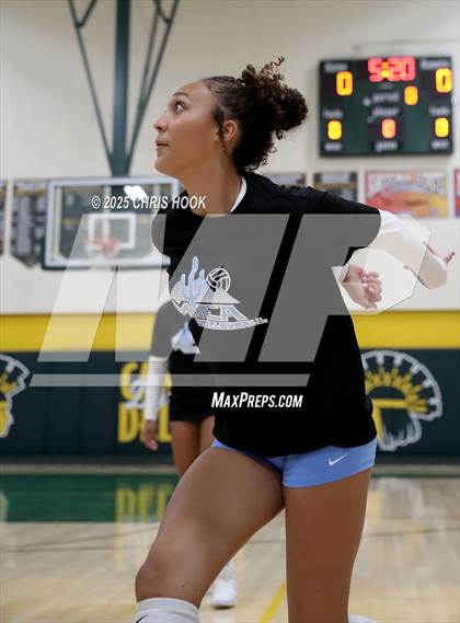 Thumbnail 2 in Mica Mountain @ Canyon del Oro photogallery.