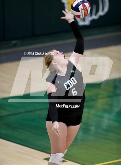 Thumbnail 3 in Mica Mountain @ Canyon del Oro photogallery.