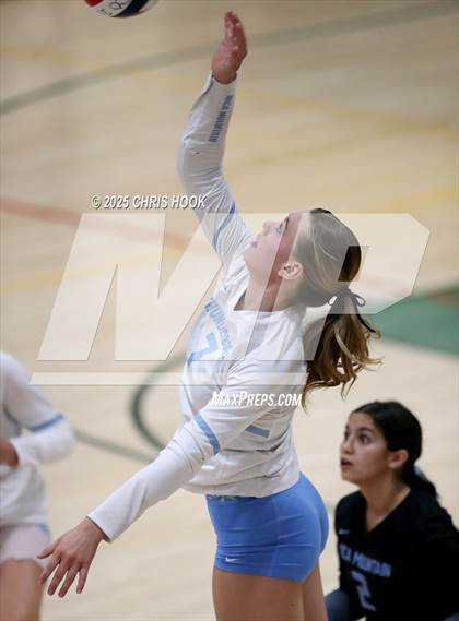 Thumbnail 1 in Mica Mountain @ Canyon del Oro photogallery.