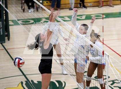 Thumbnail 3 in Mica Mountain @ Canyon del Oro photogallery.