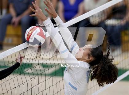 Thumbnail 1 in Mica Mountain @ Canyon del Oro photogallery.