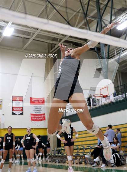 Thumbnail 1 in Mica Mountain @ Canyon del Oro photogallery.