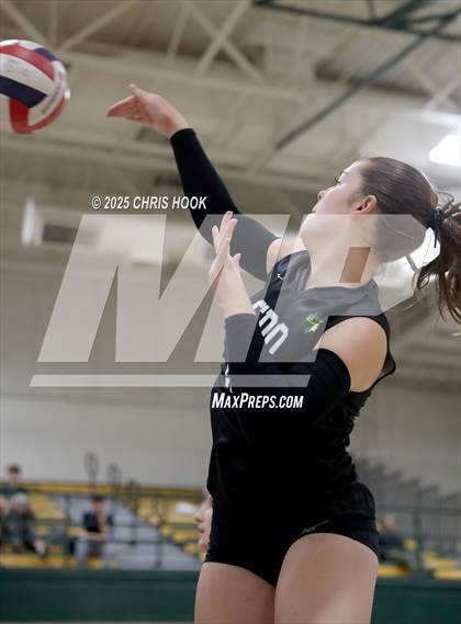 Thumbnail 1 in Mica Mountain @ Canyon del Oro photogallery.