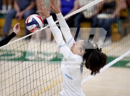 Thumbnail 3 in Mica Mountain @ Canyon del Oro photogallery.