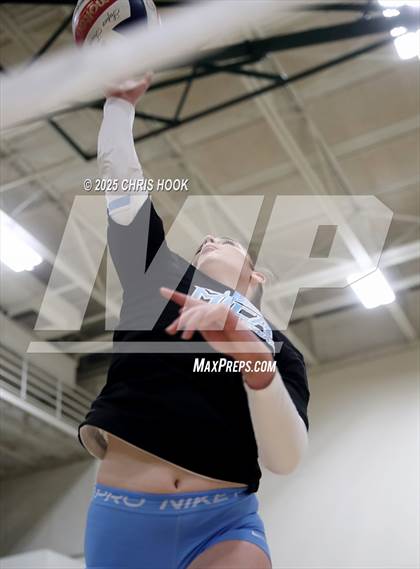 Thumbnail 3 in Mica Mountain @ Canyon del Oro photogallery.