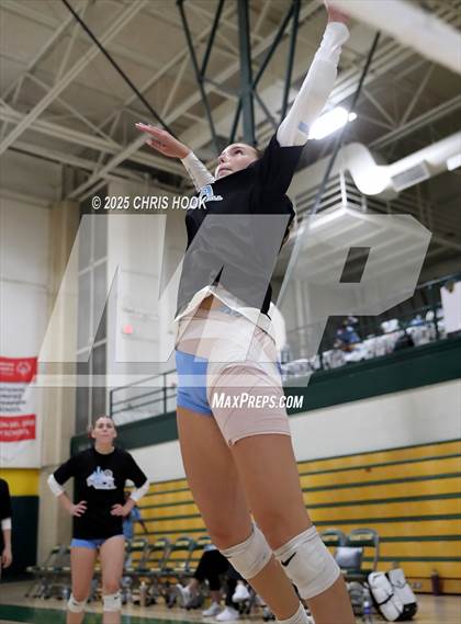 Thumbnail 1 in Mica Mountain @ Canyon del Oro photogallery.