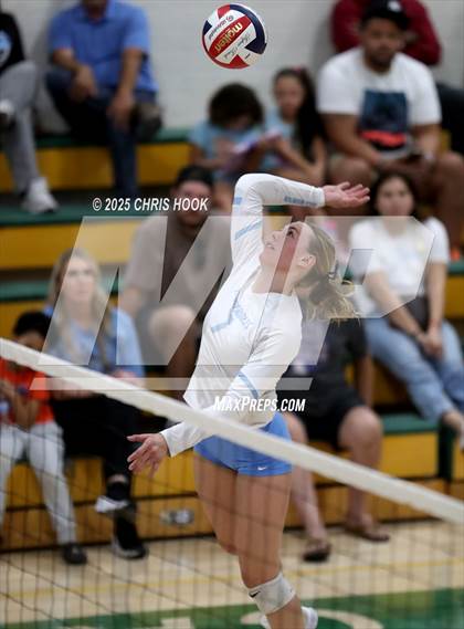 Thumbnail 1 in Mica Mountain @ Canyon del Oro photogallery.