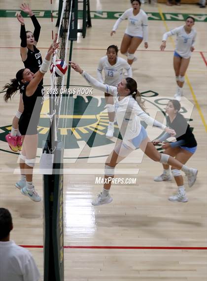 Thumbnail 2 in Mica Mountain @ Canyon del Oro photogallery.