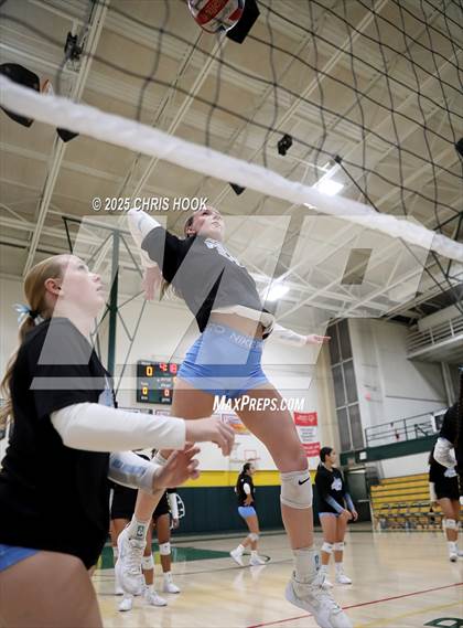 Thumbnail 1 in Mica Mountain @ Canyon del Oro photogallery.