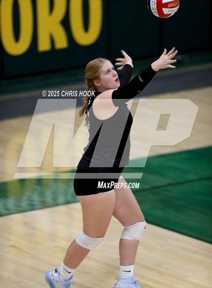 Thumbnail 2 in Mica Mountain @ Canyon del Oro photogallery.