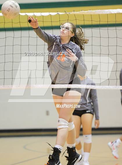 Thumbnail 3 in Corona del Sol vs. Shadow Ridge (Westwood TOC Tournament) photogallery.