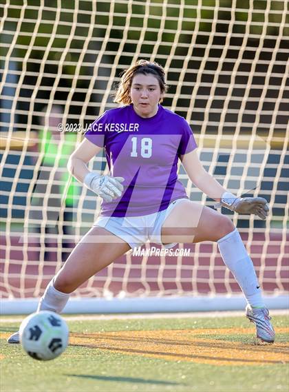 Thumbnail 3 in Portola vs. Moorpark (CIF-SS Div-3 semifinal) photogallery.