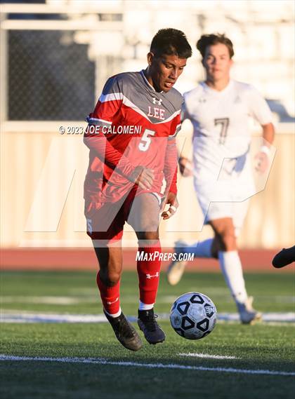 Thumbnail 1 in Lee vs Reagan photogallery.