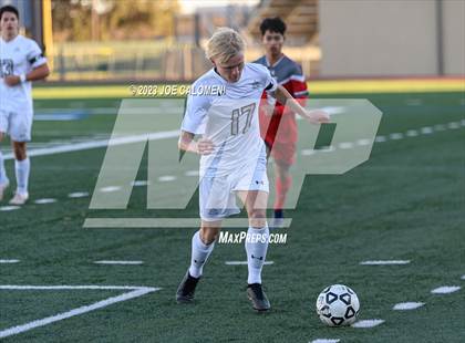 Thumbnail 3 in Lee vs Reagan photogallery.