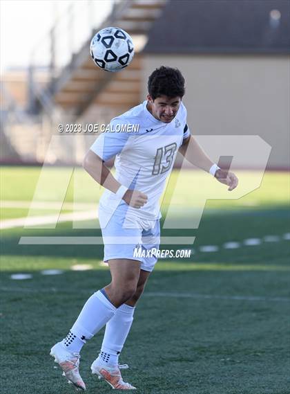 Thumbnail 3 in Lee vs Reagan photogallery.