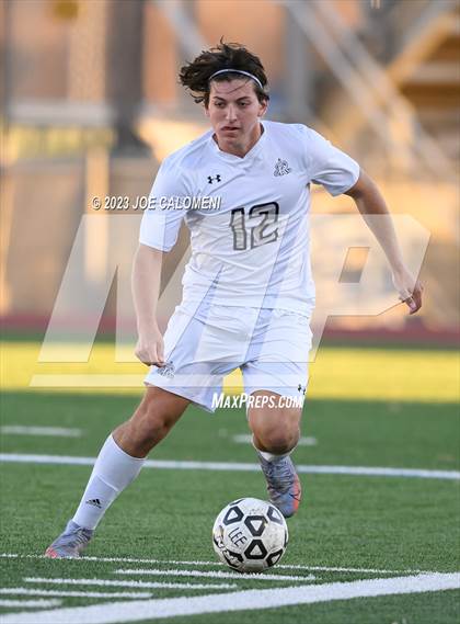 Thumbnail 2 in Lee vs Reagan photogallery.