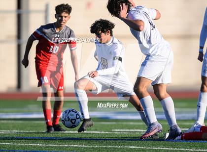 Thumbnail 1 in Lee vs Reagan photogallery.