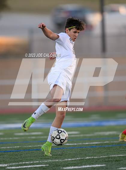 Thumbnail 1 in Lee vs Reagan photogallery.