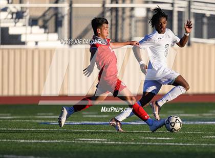 Thumbnail 3 in Lee vs Reagan photogallery.