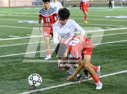 Thumbnail 1 in Lee vs Reagan photogallery.