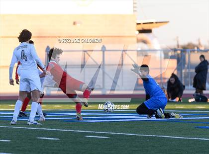 Thumbnail 1 in Lee vs Reagan photogallery.