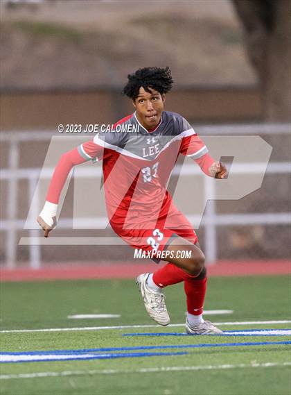 Thumbnail 1 in Lee vs Reagan photogallery.