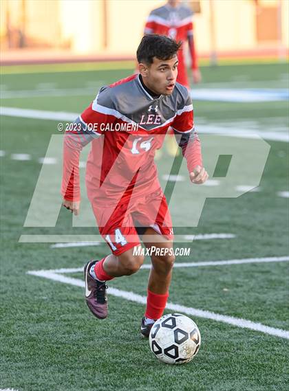 Thumbnail 1 in Lee vs Reagan photogallery.