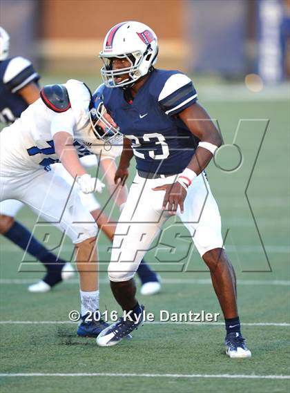Thumbnail 1 in Nolan Catholic @ Richland photogallery.