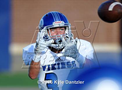 Thumbnail 2 in Nolan Catholic @ Richland photogallery.