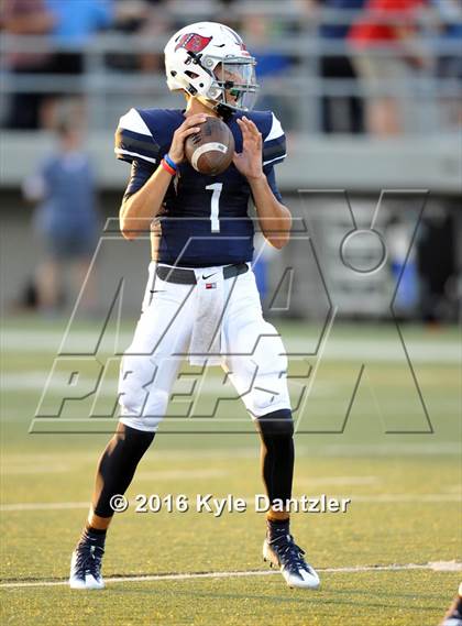 Thumbnail 2 in Nolan Catholic @ Richland photogallery.