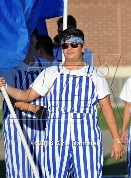 Thumbnail 2 in Nolan Catholic @ Richland photogallery.