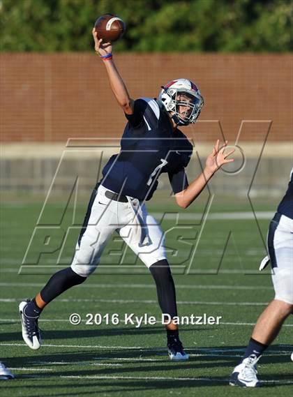 Thumbnail 2 in Nolan Catholic @ Richland photogallery.