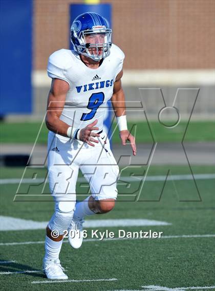 Thumbnail 3 in Nolan Catholic @ Richland photogallery.