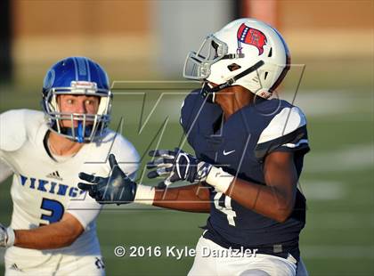 Thumbnail 2 in Nolan Catholic @ Richland photogallery.