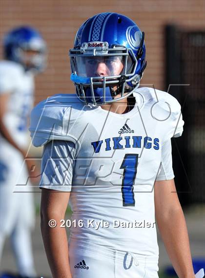 Thumbnail 3 in Nolan Catholic @ Richland photogallery.
