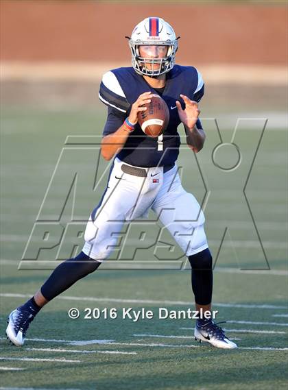 Thumbnail 1 in Nolan Catholic @ Richland photogallery.