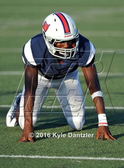Thumbnail 2 in Nolan Catholic @ Richland photogallery.