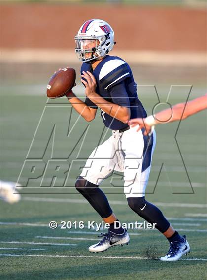 Thumbnail 2 in Nolan Catholic @ Richland photogallery.